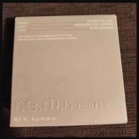 r.e.m. beauty - interstellair highlighter - MISS URANUS, 8 g/0.28 oz, NIB - Picture 3 of 3
